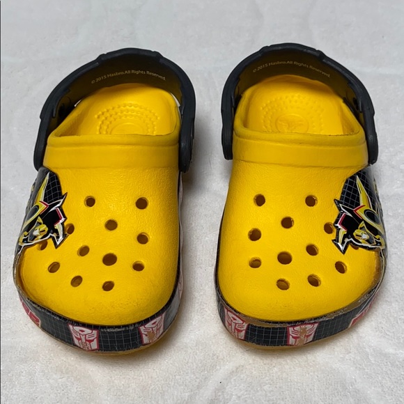crocs transformers bumblebee